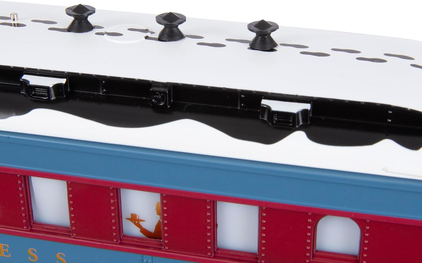 Lionel Polar Express Electric O Gauge Diner Car - Perfect for Holiday Train Sets!