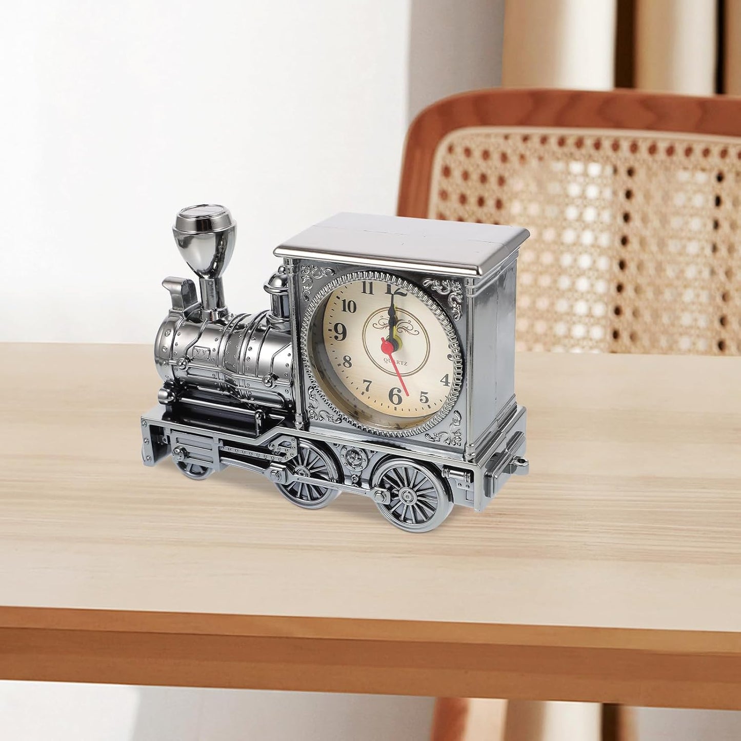 FAVOMOTO Grey Retro Train Clock - Stylish Steampunk Locomotive Table Decor for Home & Office (Battery Not Included)