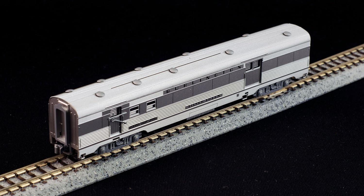 Kato USA N Scale CB&Q Streak Zephyr UNITRACK Starter Set - Silver