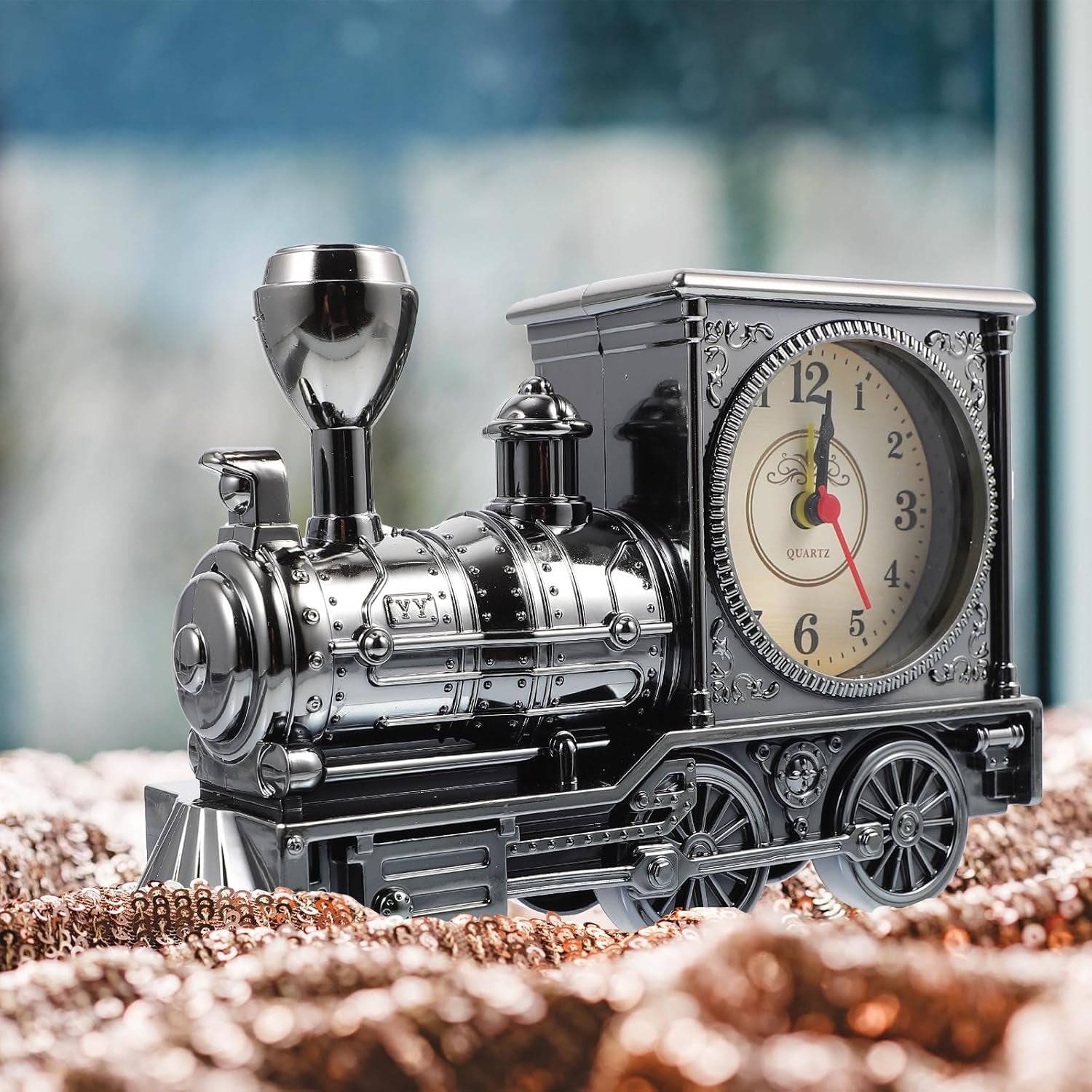 FAVOMOTO Grey Retro Train Clock - Stylish Steampunk Locomotive Table Decor for Home & Office (Battery Not Included)